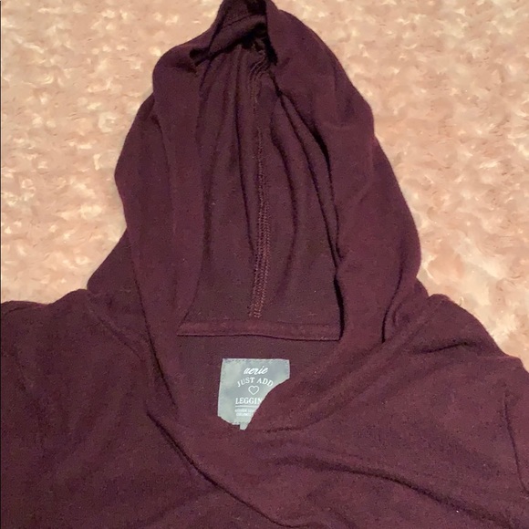 Soft maroon sweater from Aerie - Picture 2 of 2